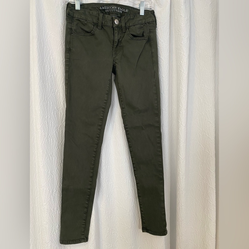 American Eagle green jegging